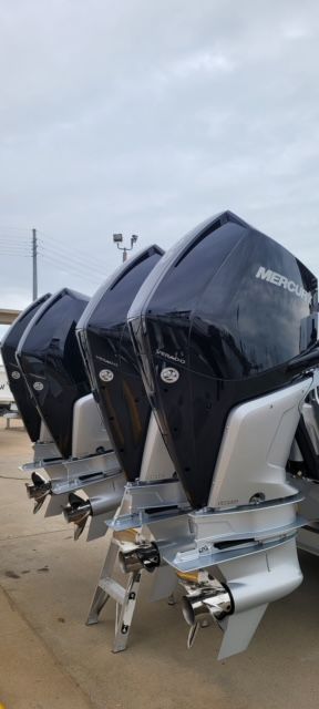Center Console Detailing Lake Travis