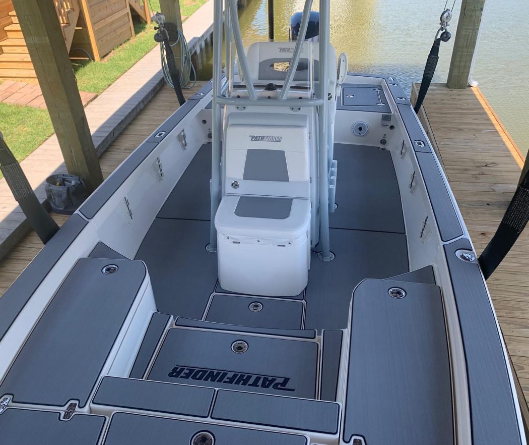 Pathfinder 2600 Center Console SeaDek Installation