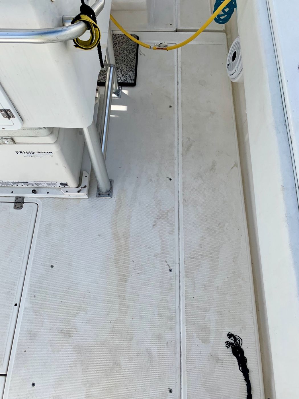 Boat Detailing 35' SeaVee Center Console
