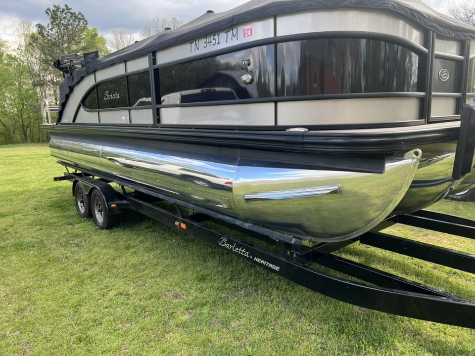 Pontoon Polishing Tennessee