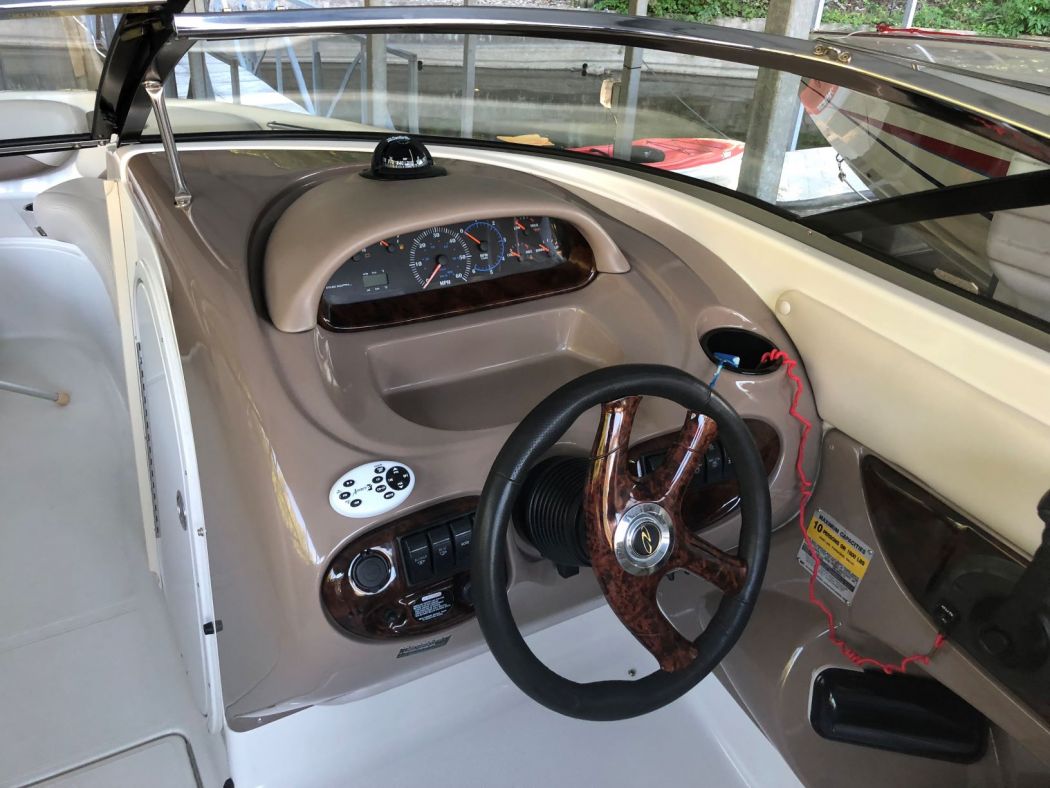 2002 2400 Rinker BR Received A Surpass 5 Year SiO2 Ceramic Coating