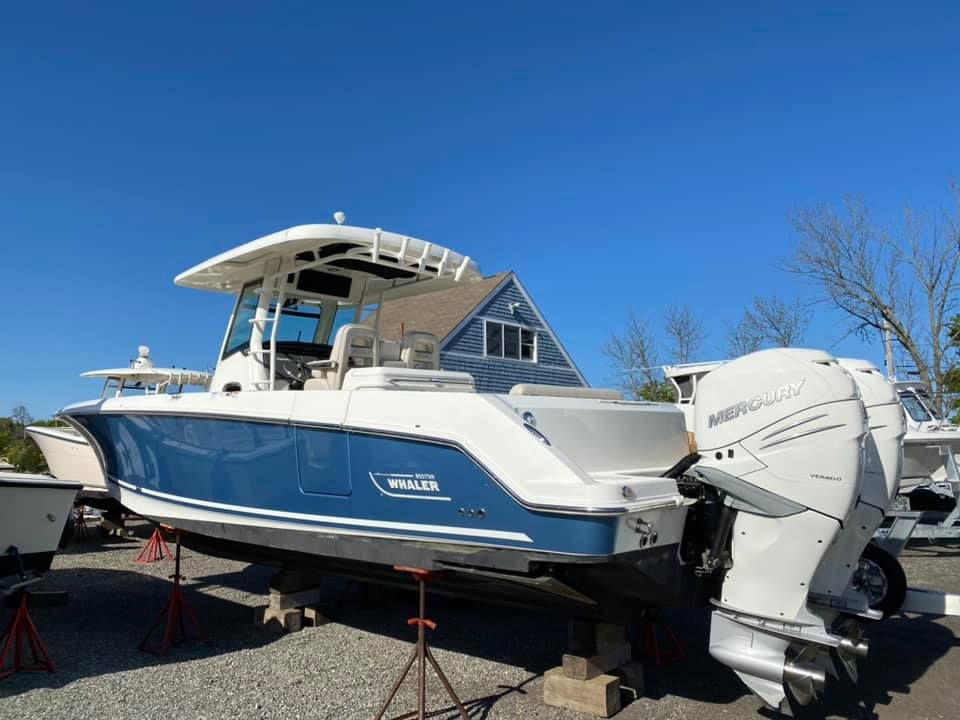 Boston Whaler Boat Detailing