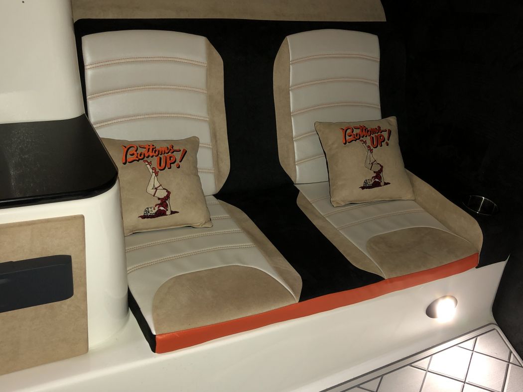 29 Profile Custom Interior And Audio System
