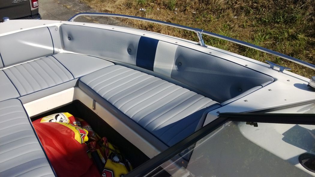 Boat seats