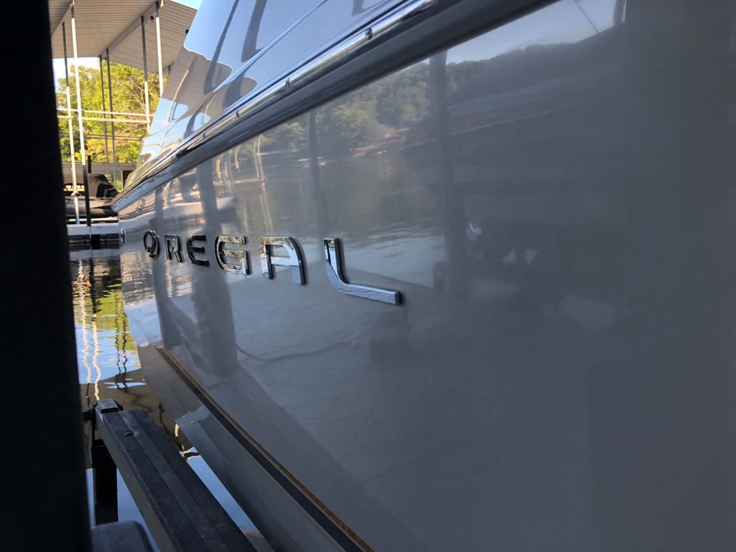 2002 2400 Rinker BR Received A Surpass 5 Year SiO2 Ceramic Coating