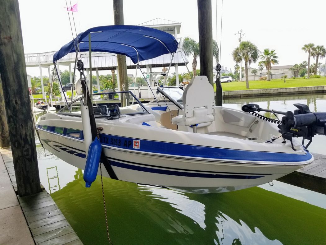 Kemah Boat Detailing