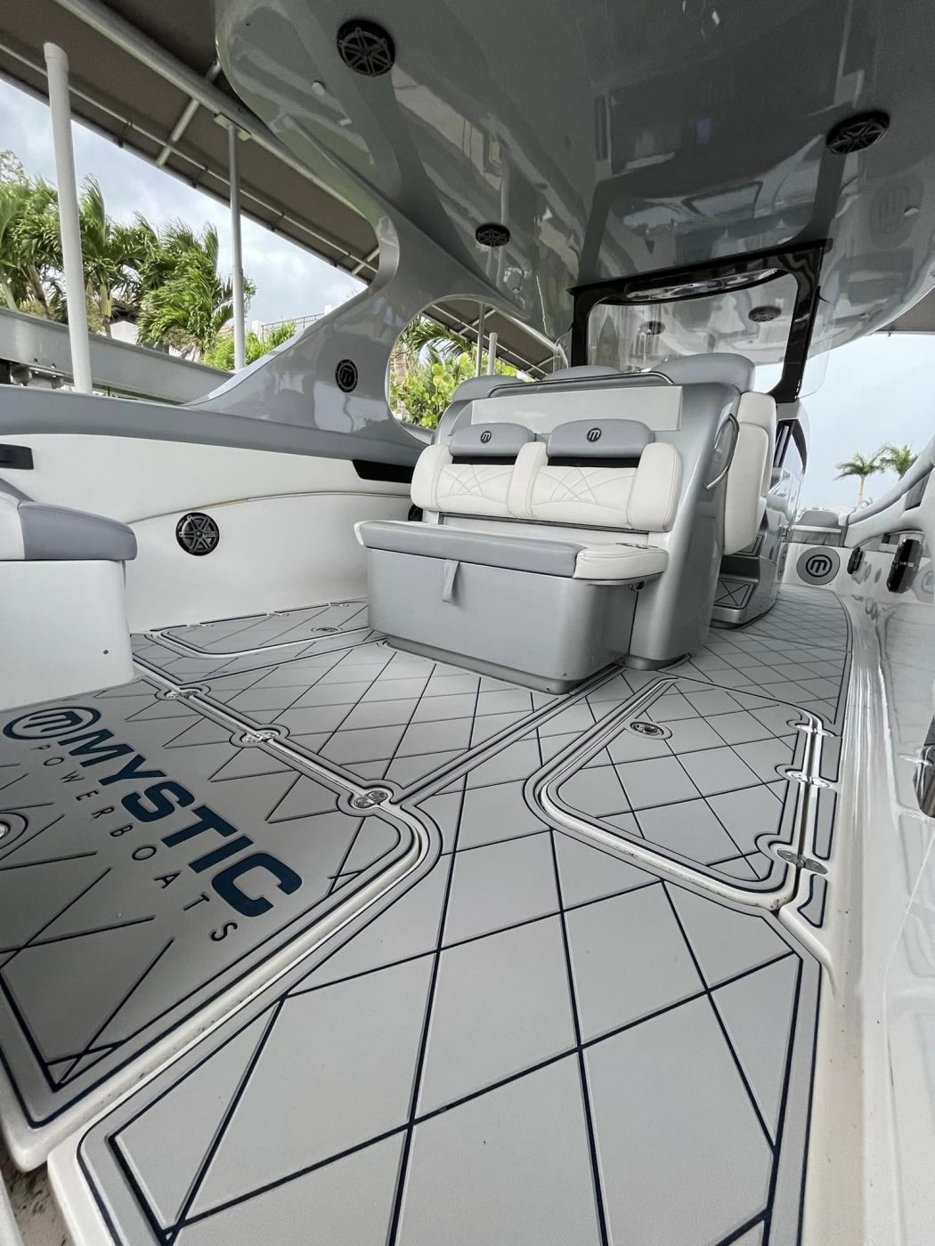 Mystic Powerboat DEKit