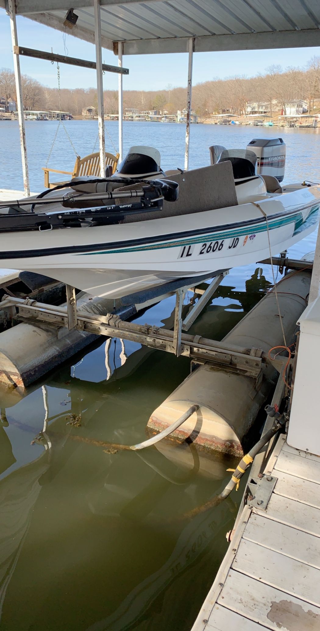 Nitro Bass Boat Cleaning