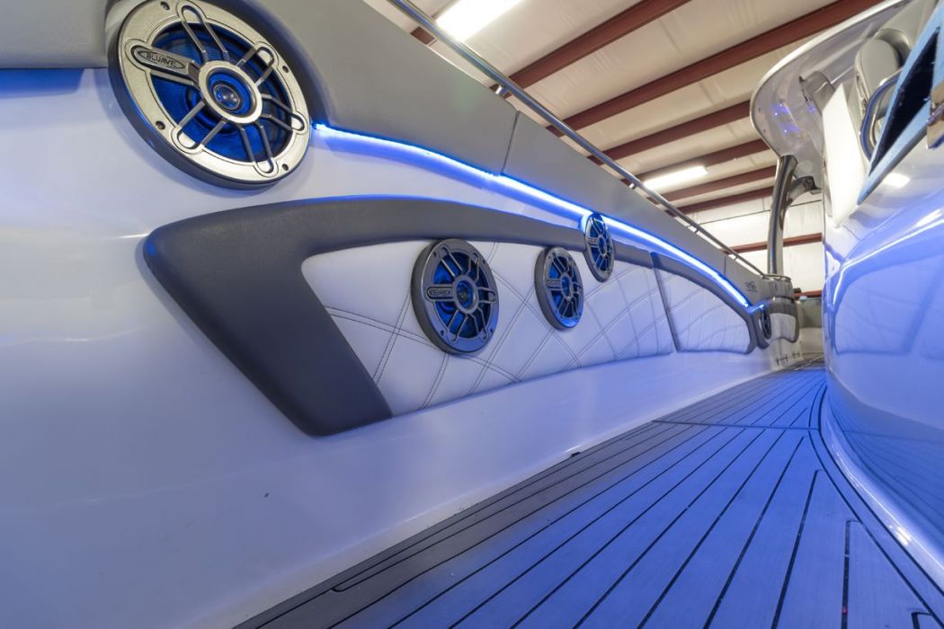 42 MTI-V Bluave Marine Audio System