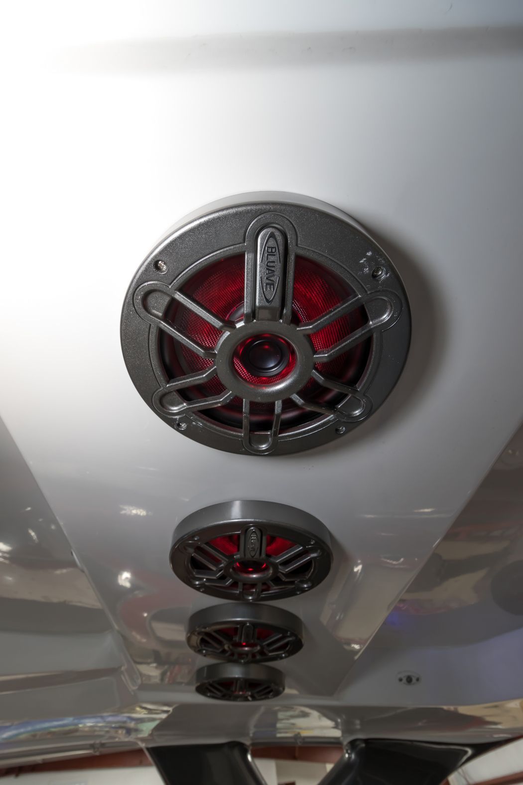 42 MTI-V Bluave Marine Audio System