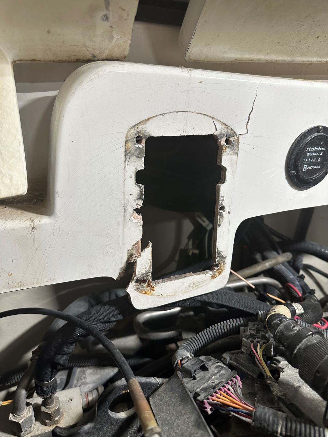 Cobalt Hatch Hinge Bracket