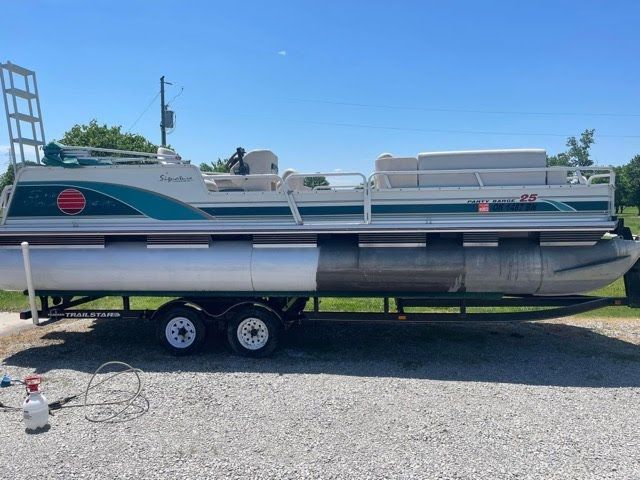 Pontoon Cleaning Grand Lake