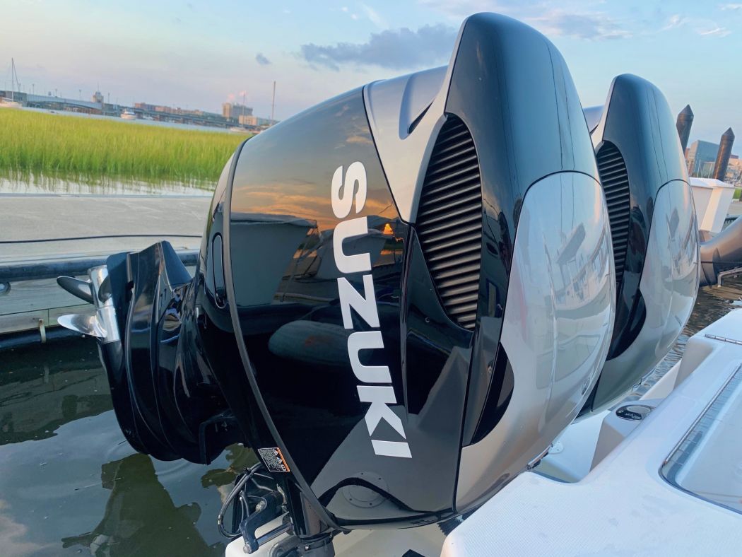 Boat Detailing 35' SeaVee Center Console