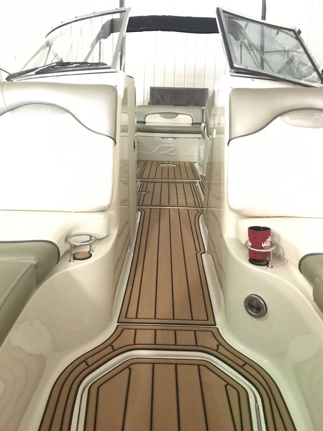 AquaTraction 2008 Sea Ray 270 Sundeck