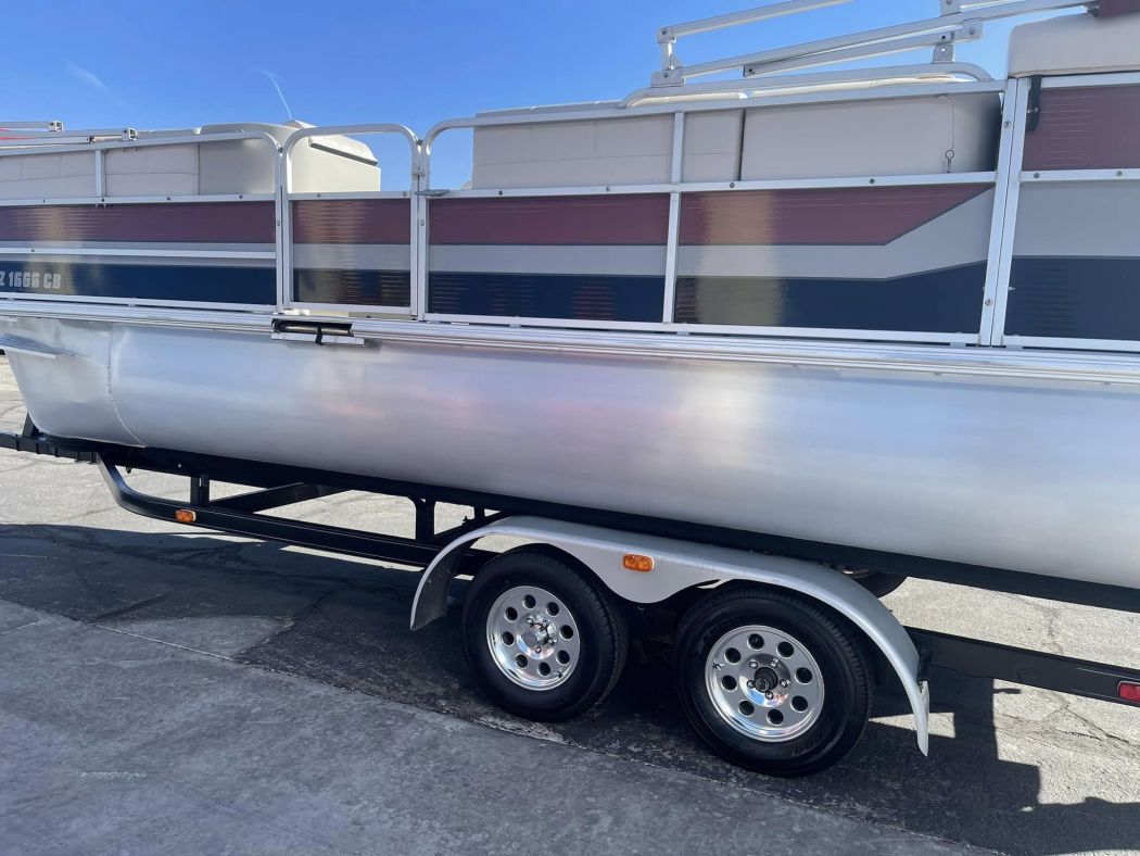 Pontoon Detailing Lake Havasu