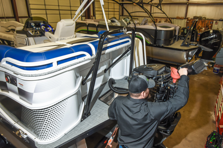 boat mechanic