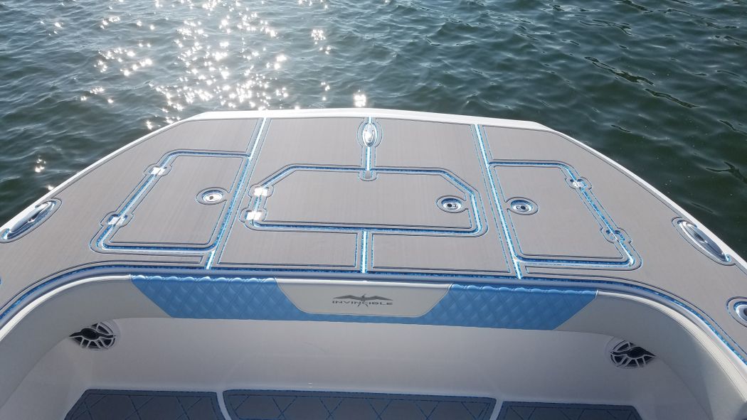 Invincible 40 Catamaran SeaDek