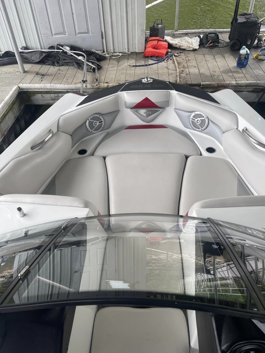 Boat Detailing Grand Lake O' the Cherokees