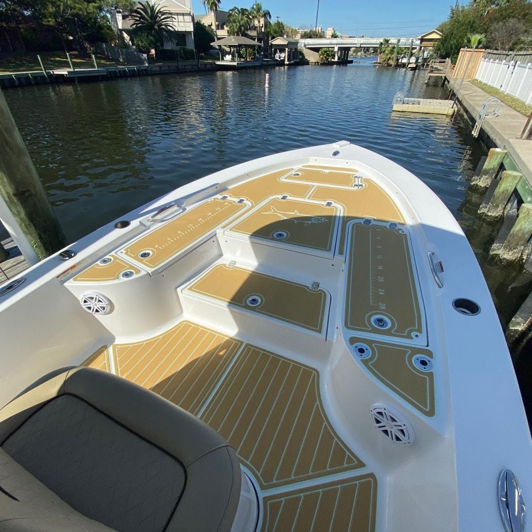 Sportsman 247 Center Console SeaDek Installation
