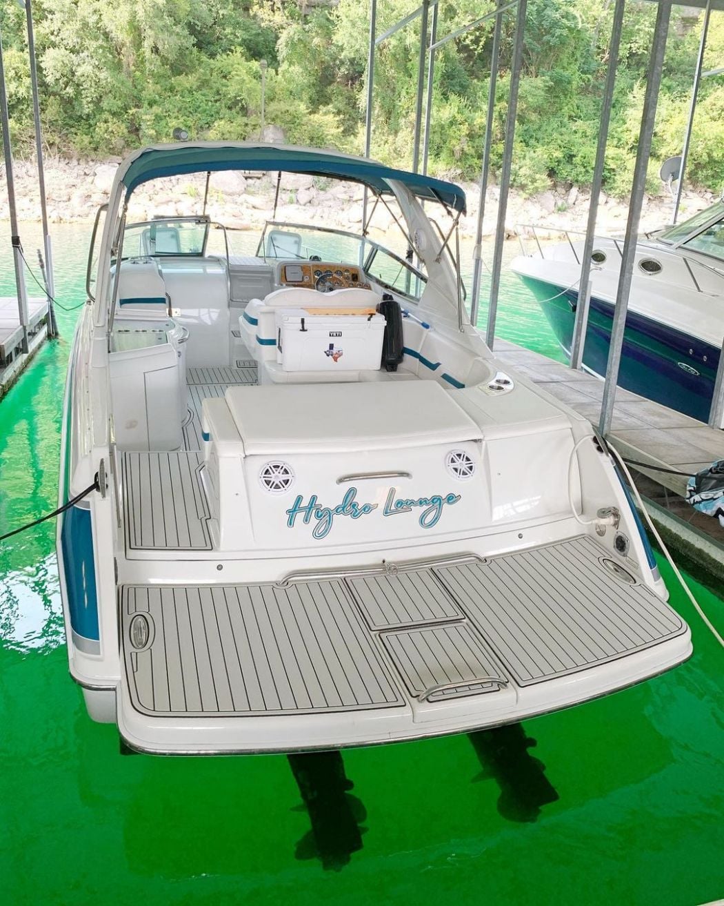 Formula 330 SeaDek Flooring