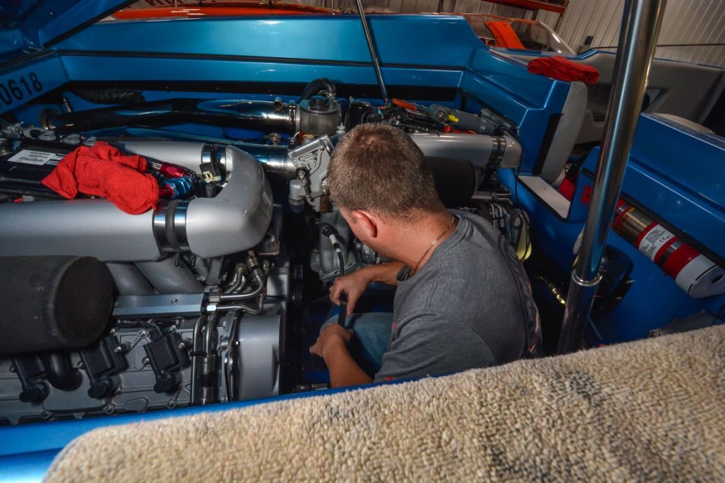 Sonic Boat Maintenance