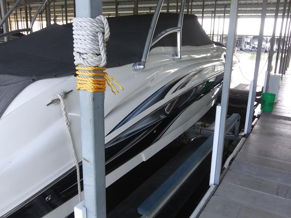 Boat Wax & Buff Lake of the Ozarks