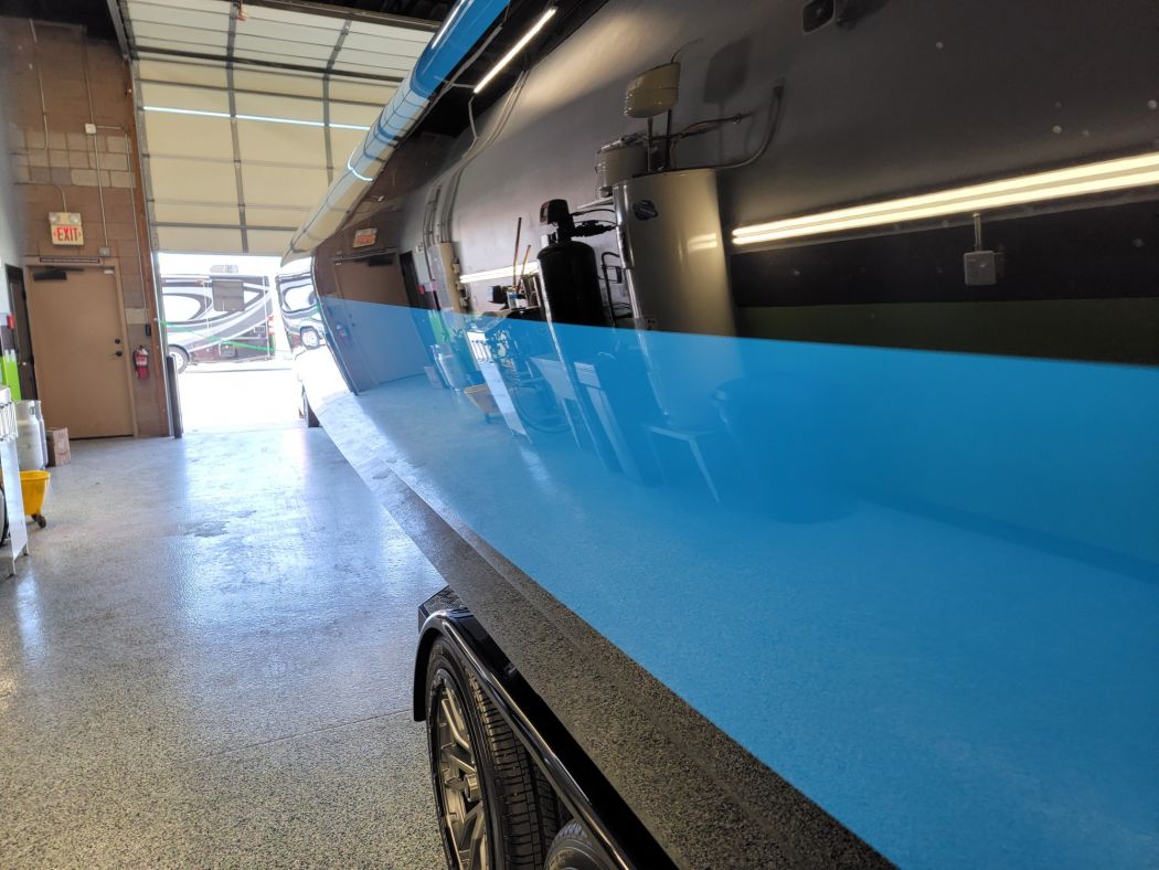 Eliminator 33X Speedster Boat Detailing