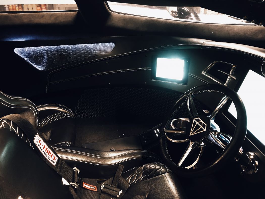 52 MTI Black Diamond With Bluave Audio System