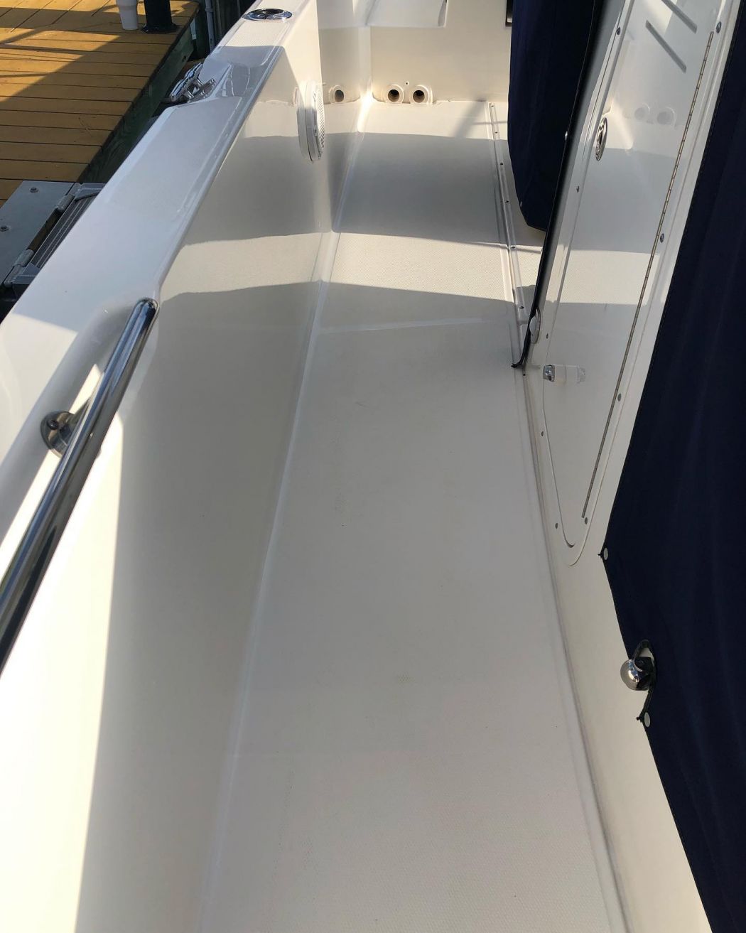 Boston Whaler 270 SeaDek Flooring