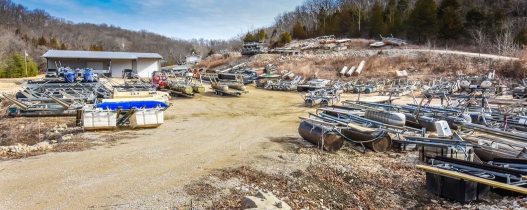 New & Used Boat Lifts