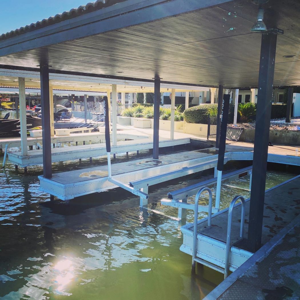 Boat Lift Lake Austin
