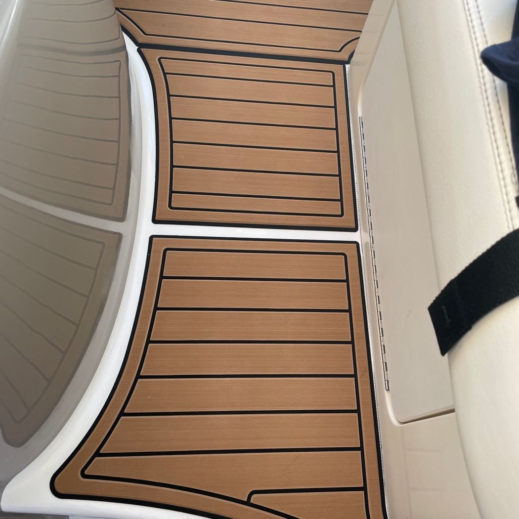 2007 Sea Ray 380 SeaDek Installation
