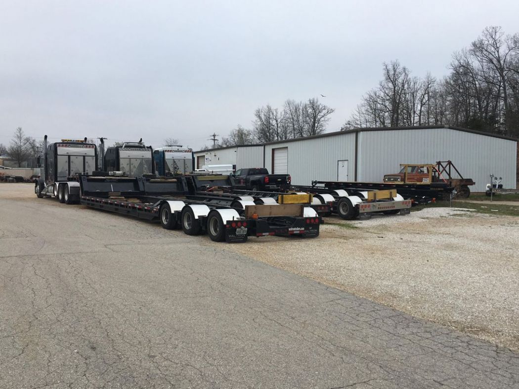 Trucks & Trailers