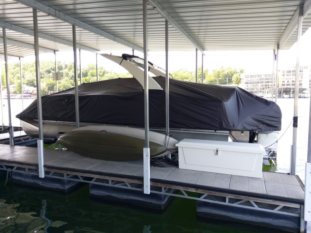 Pontoon Rub Rail Cover