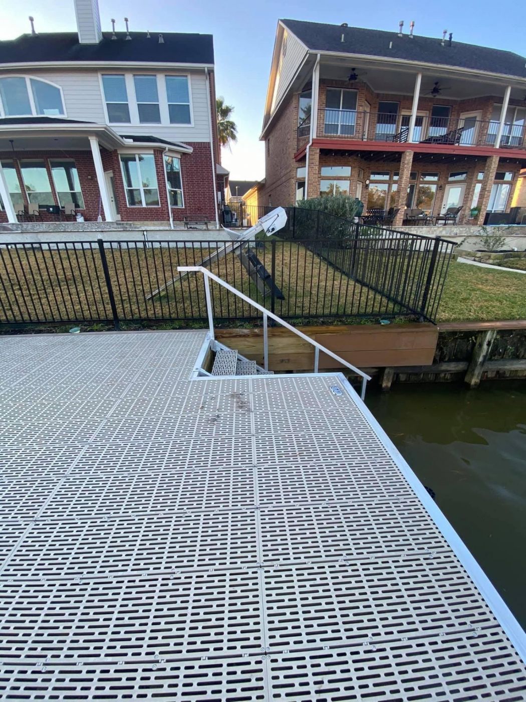 Dock Builder Lake Livingston
