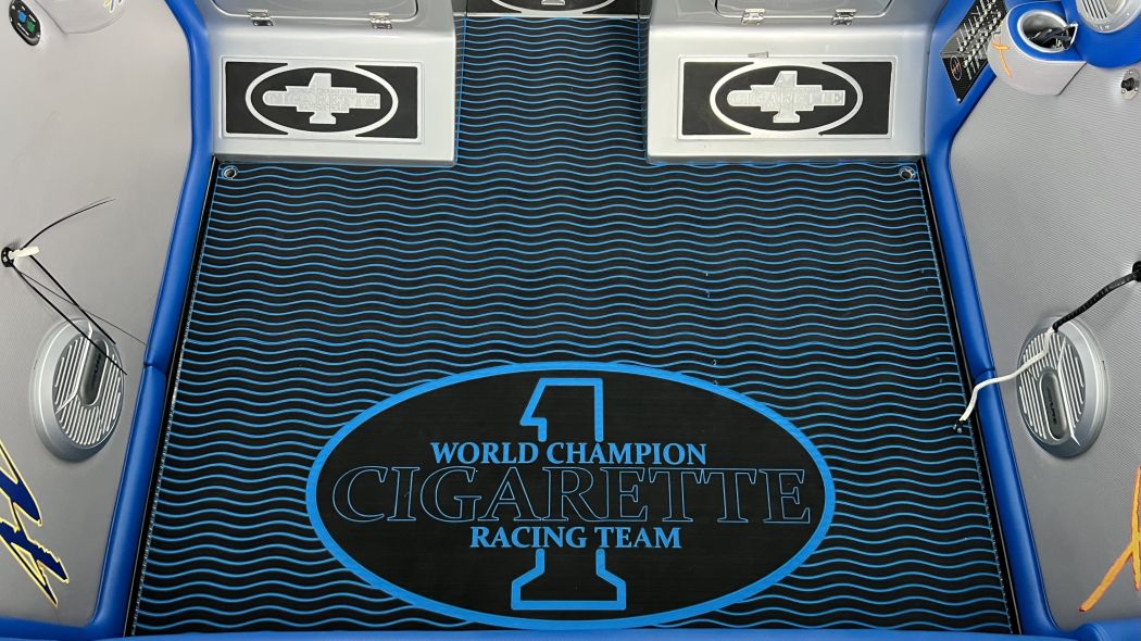 2007 Cigarette 42X Marine Flooring