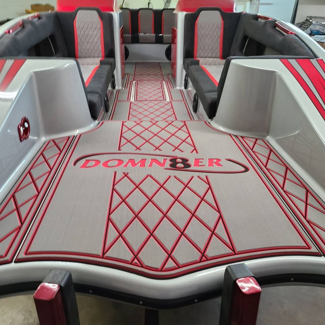 Domn8er Powerboat SeaDek Installation