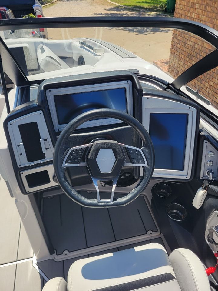 Supra Boat Detailing