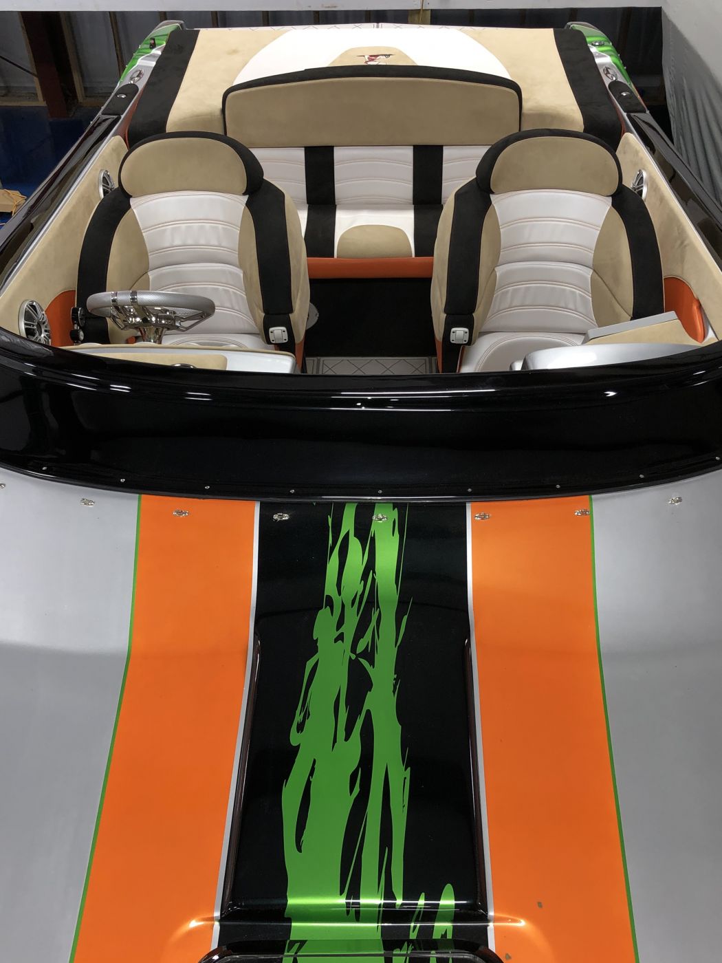 29 Profile Custom Interior And Audio System
