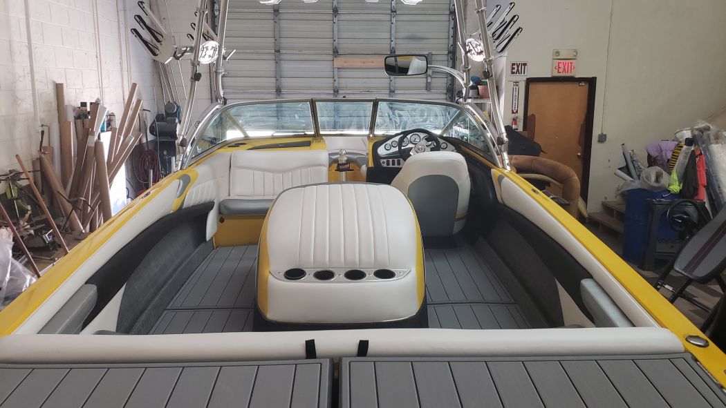 2004 Mastercraft X9 Wakeboard Edition