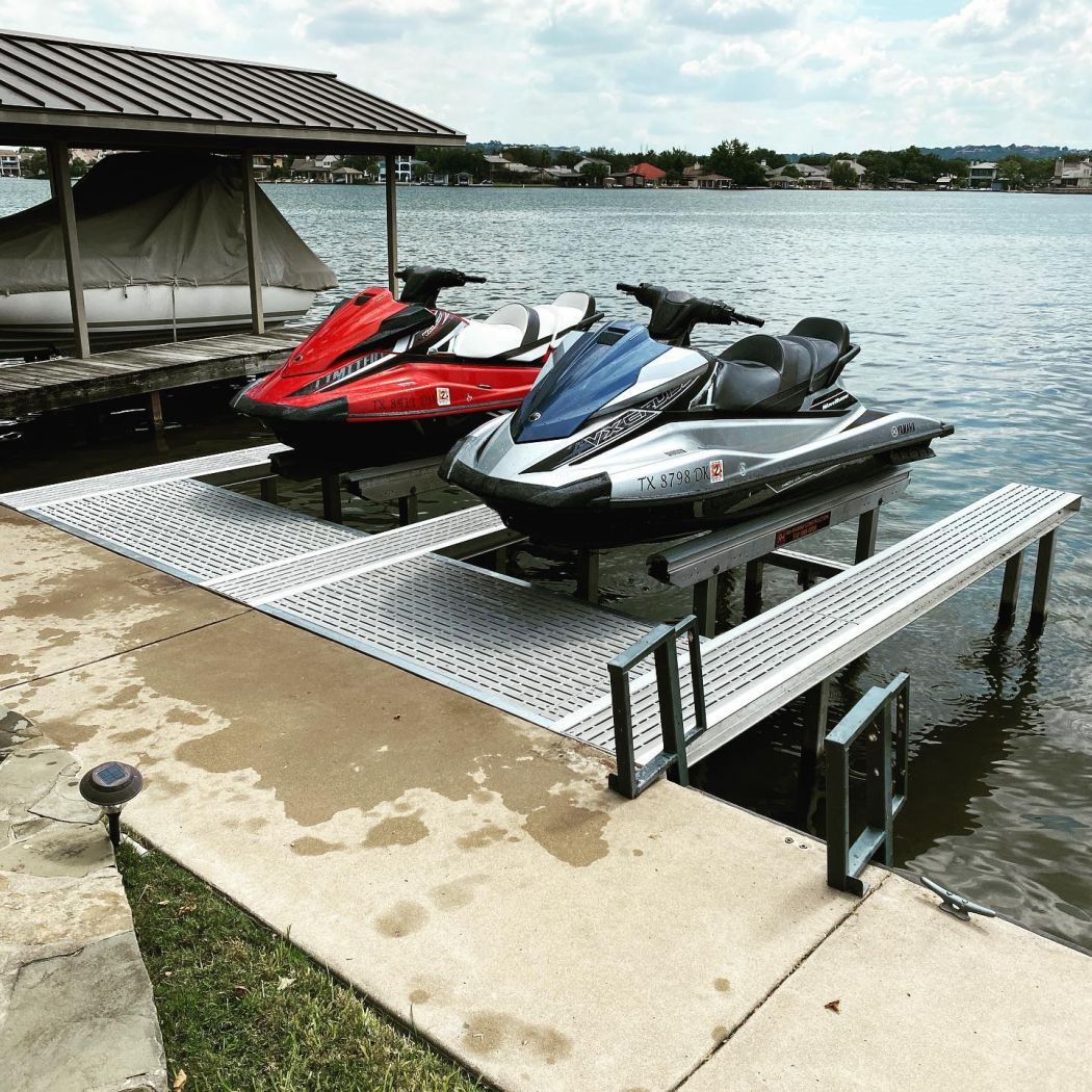PWC Lift With Walkways