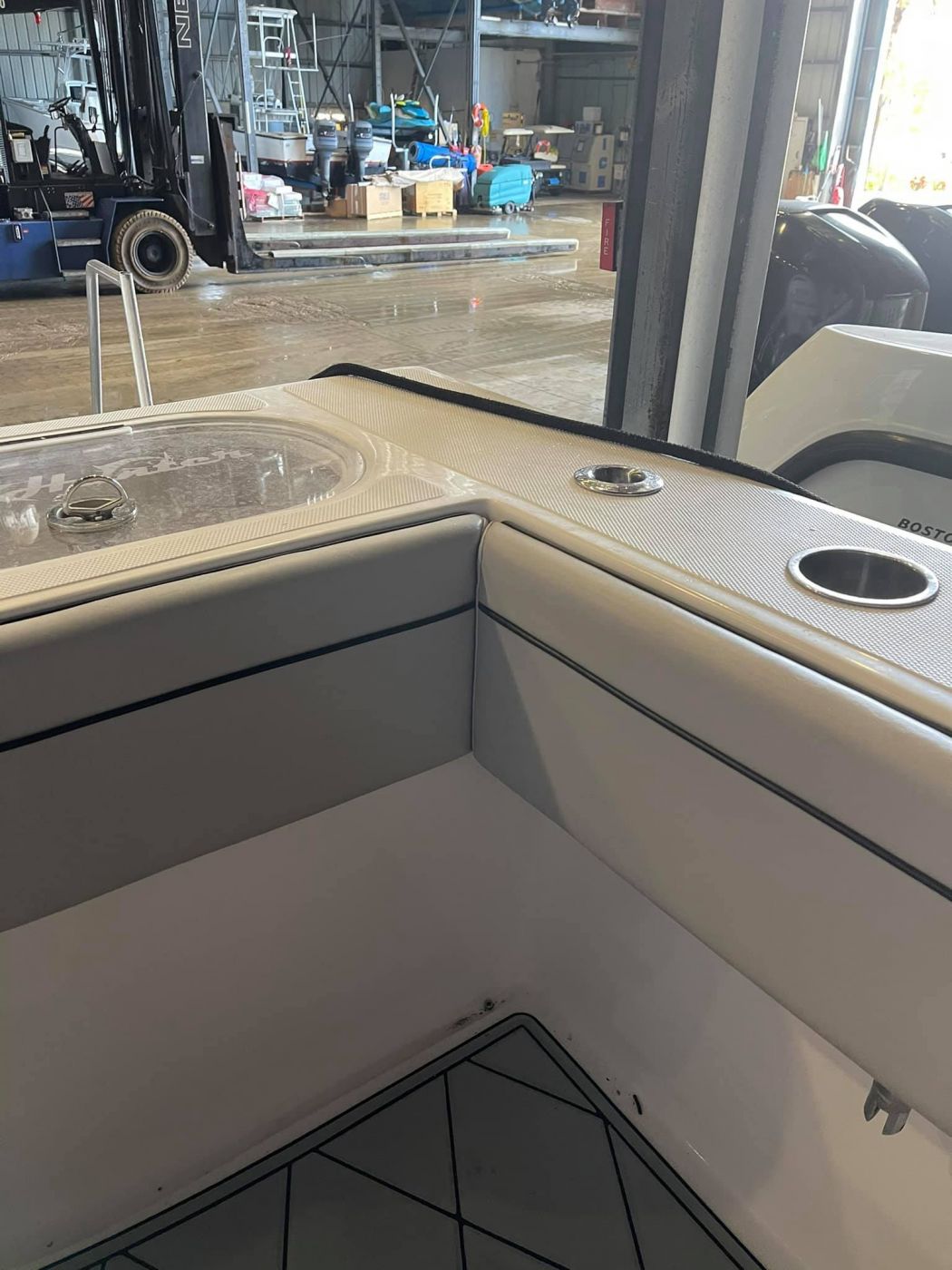 SeaHunter Center Console Custom Upholstery