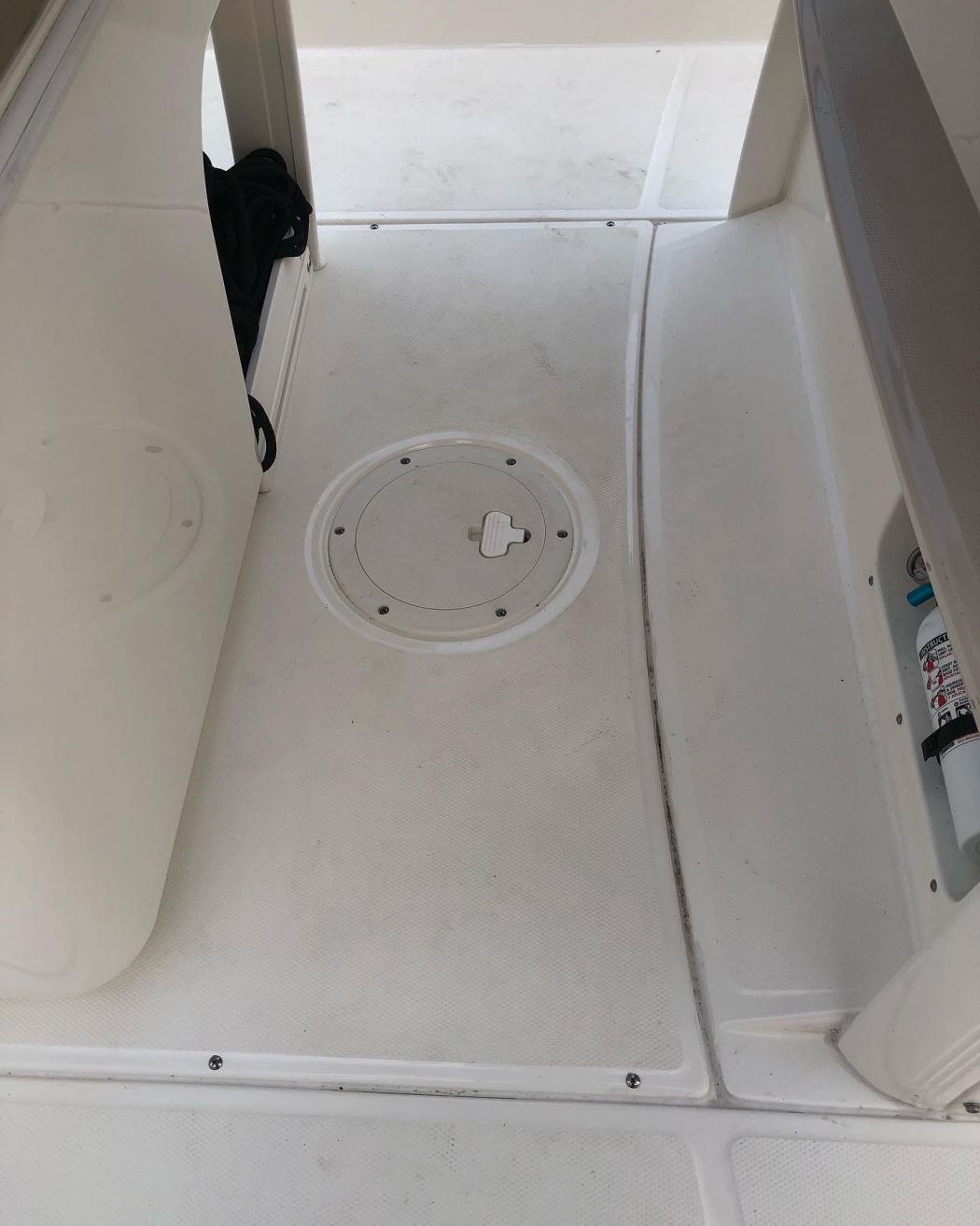 Boston Whaler 270 SeaDek Flooring