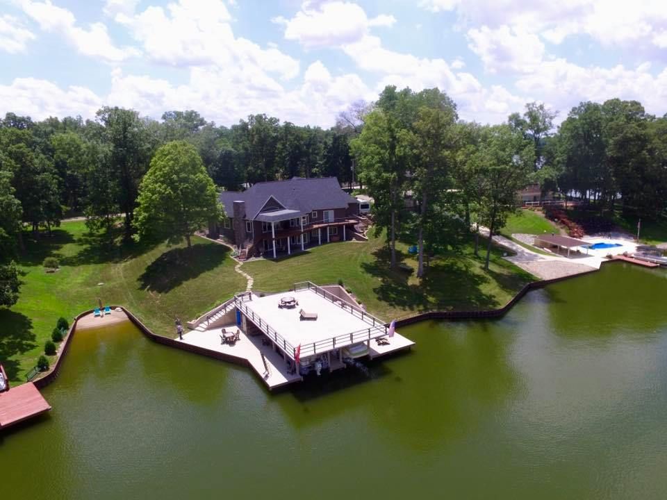 Boathouse Lake Sara