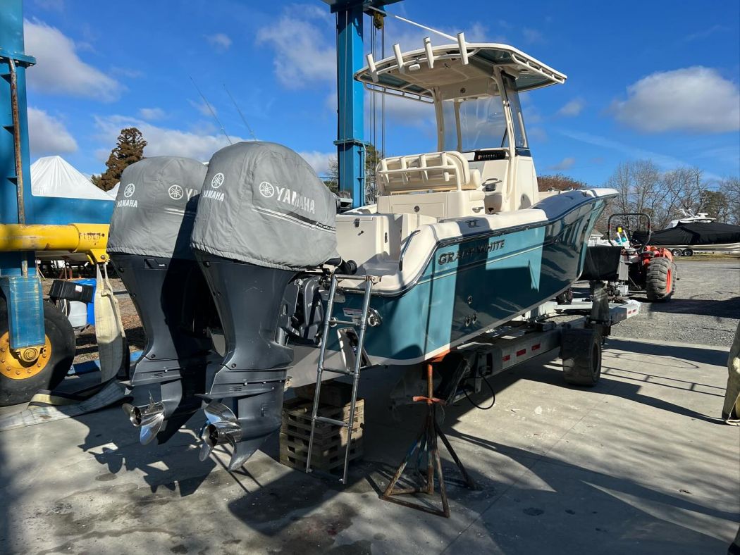 257 Grady White Boat Survey