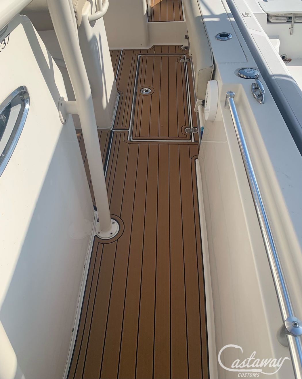 Cobia 237 SeaDek Flooring