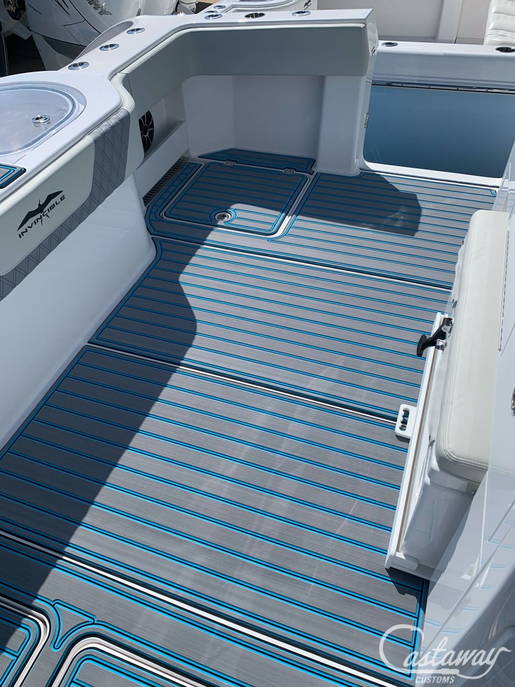 Invincible 40 Catamaran SeaDek