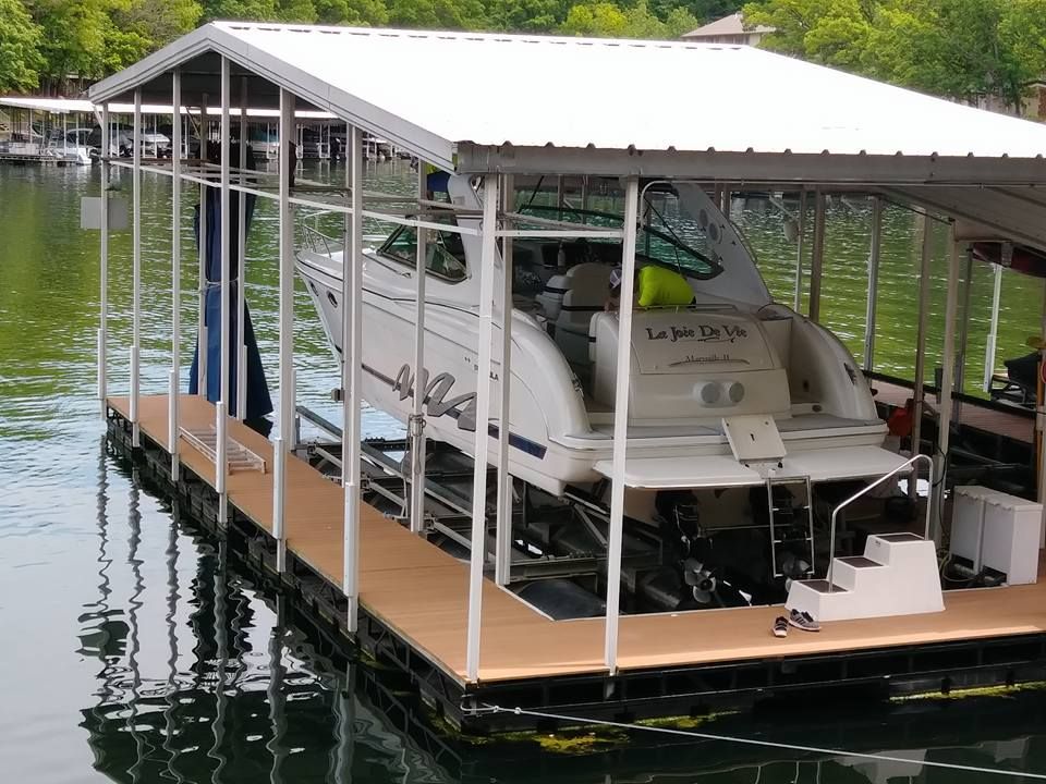 Boat Wax & Buff Lake of the Ozarks