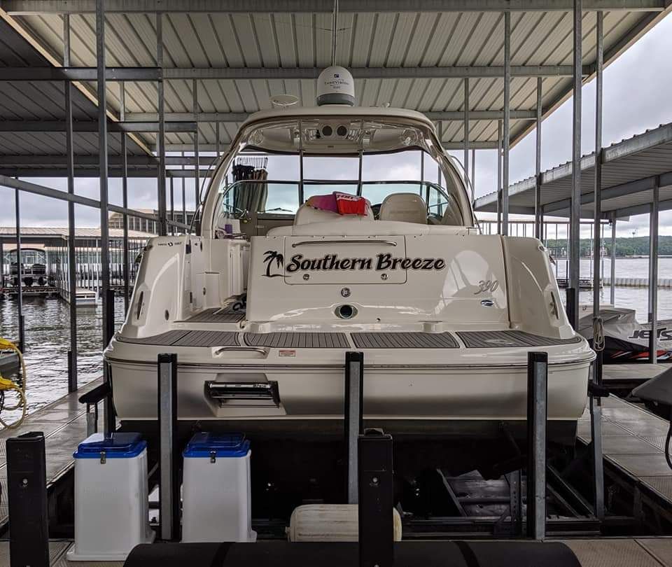 30,000 LT