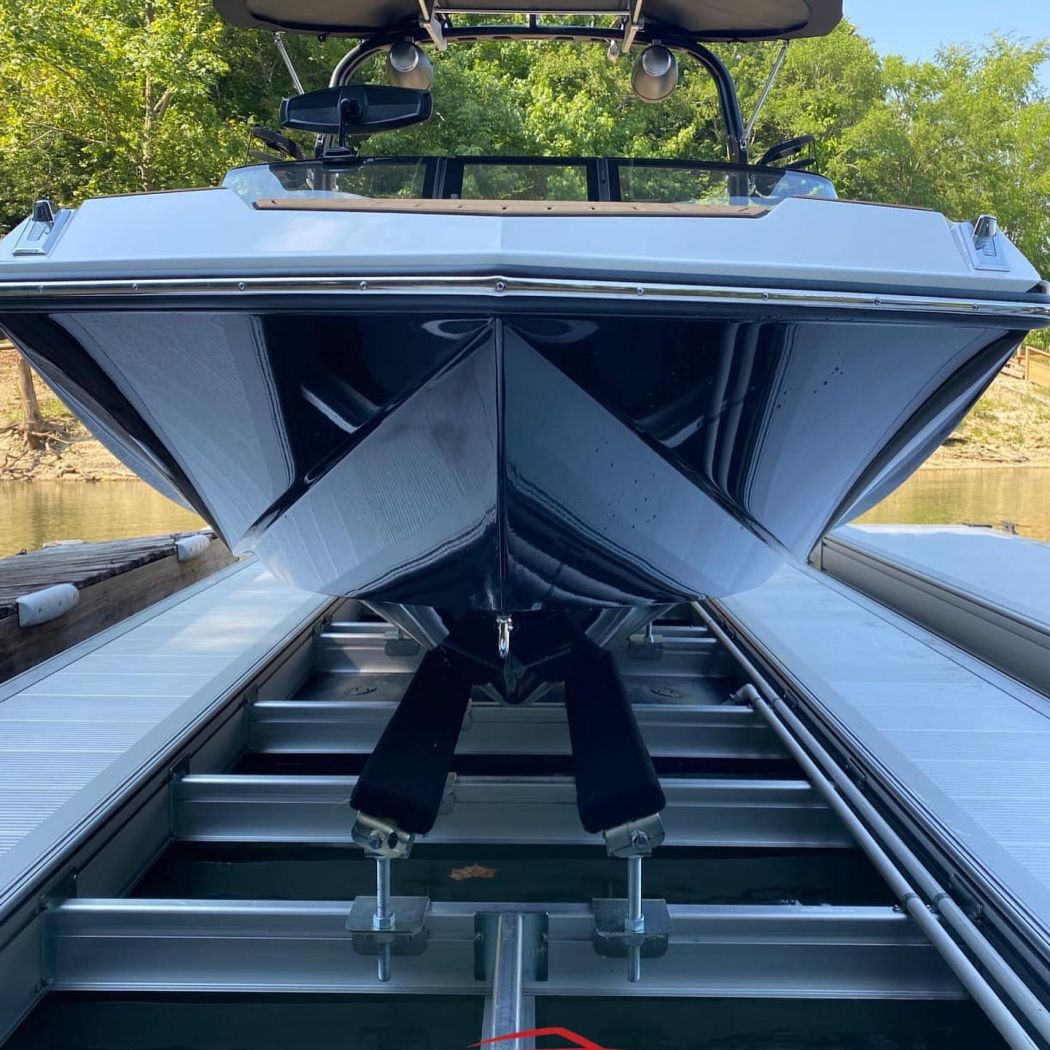 Boat Lift Sarasota FL